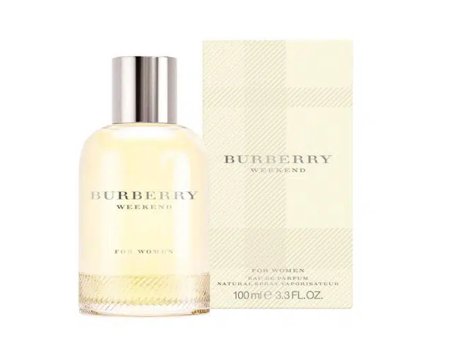 Burberry Weekend for Women Review: Does it Smell Good & Last Long? [2024]