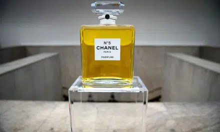 Chanel No. 5 Review: Does It Smell Good And Last Longer? [2024]